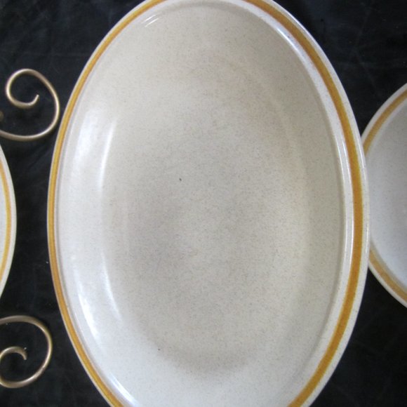 VTG 70'S HEARTHSIDE GARDEN FESTIVAL STONEWARE, JAPAN, PIECES $25 Details Conditi - Picture 3 of 5